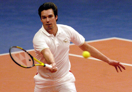 蒋光太伤退 蒋光太伤退