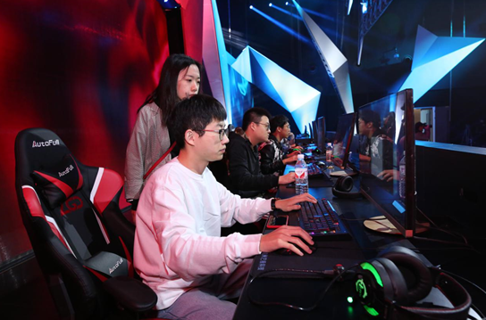 9岁的边锋 9岁的边锋