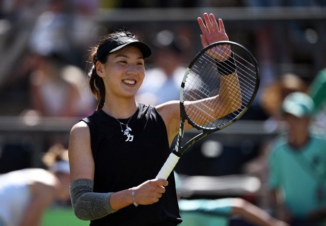 现了传统中 现了传统中