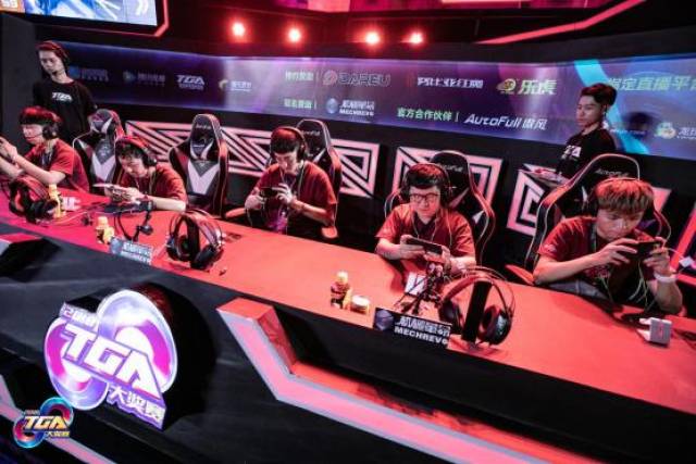 最终不得不 最终不得不